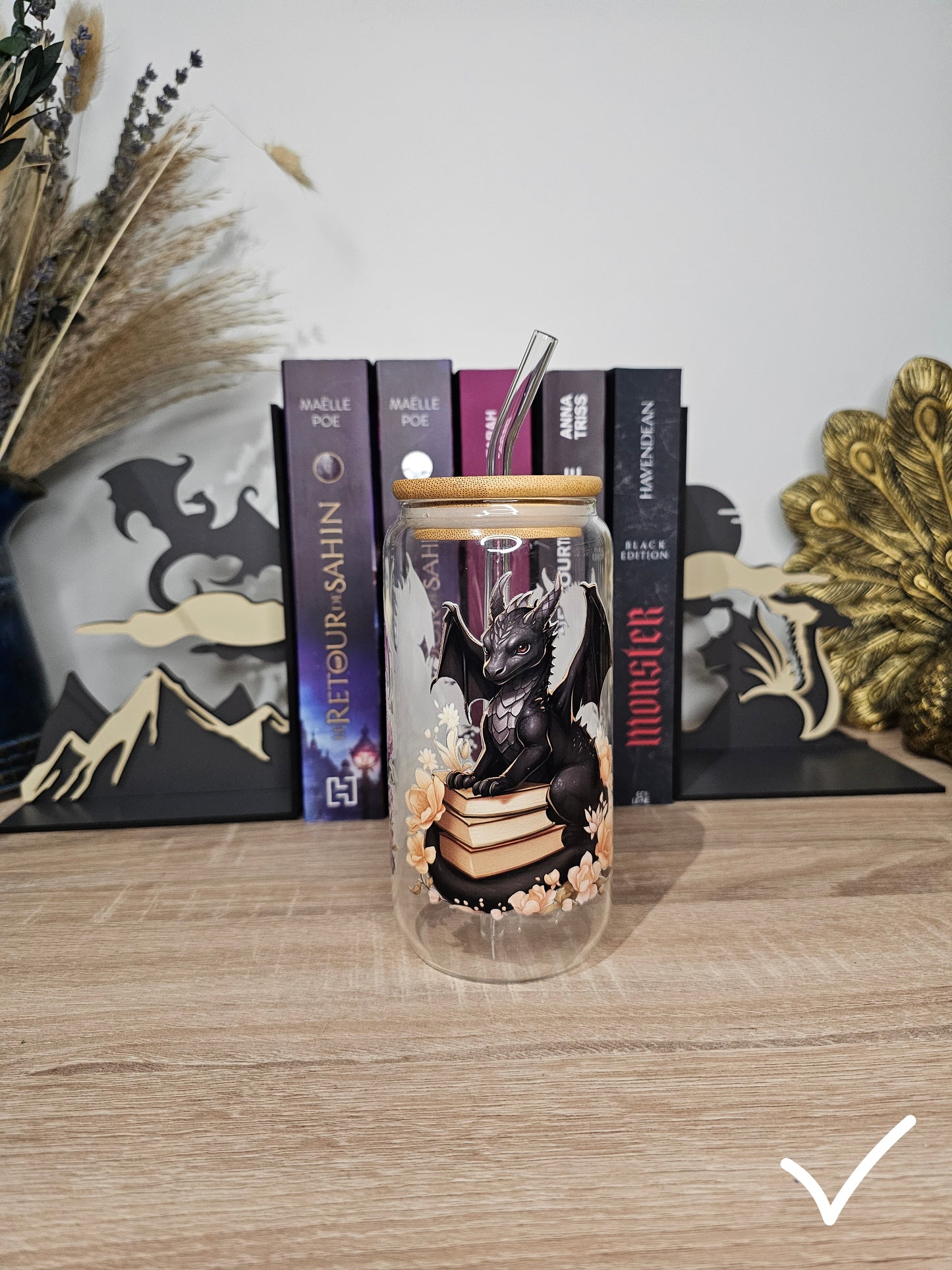 Coffee cup dragons